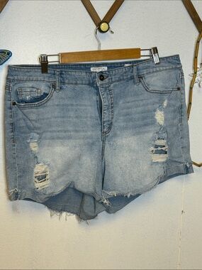 sofia by sofia vergara Light Wash Distressed Denim Shorts